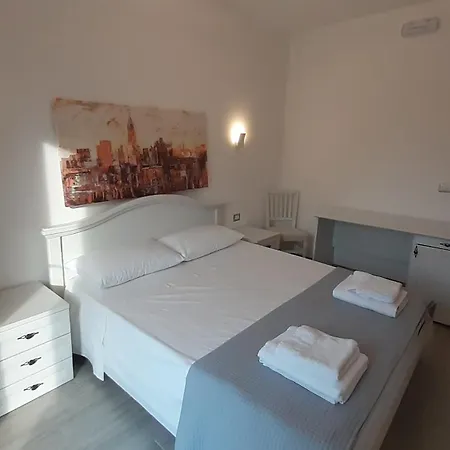 Saponaro - Affittacamere Torre Lapillo